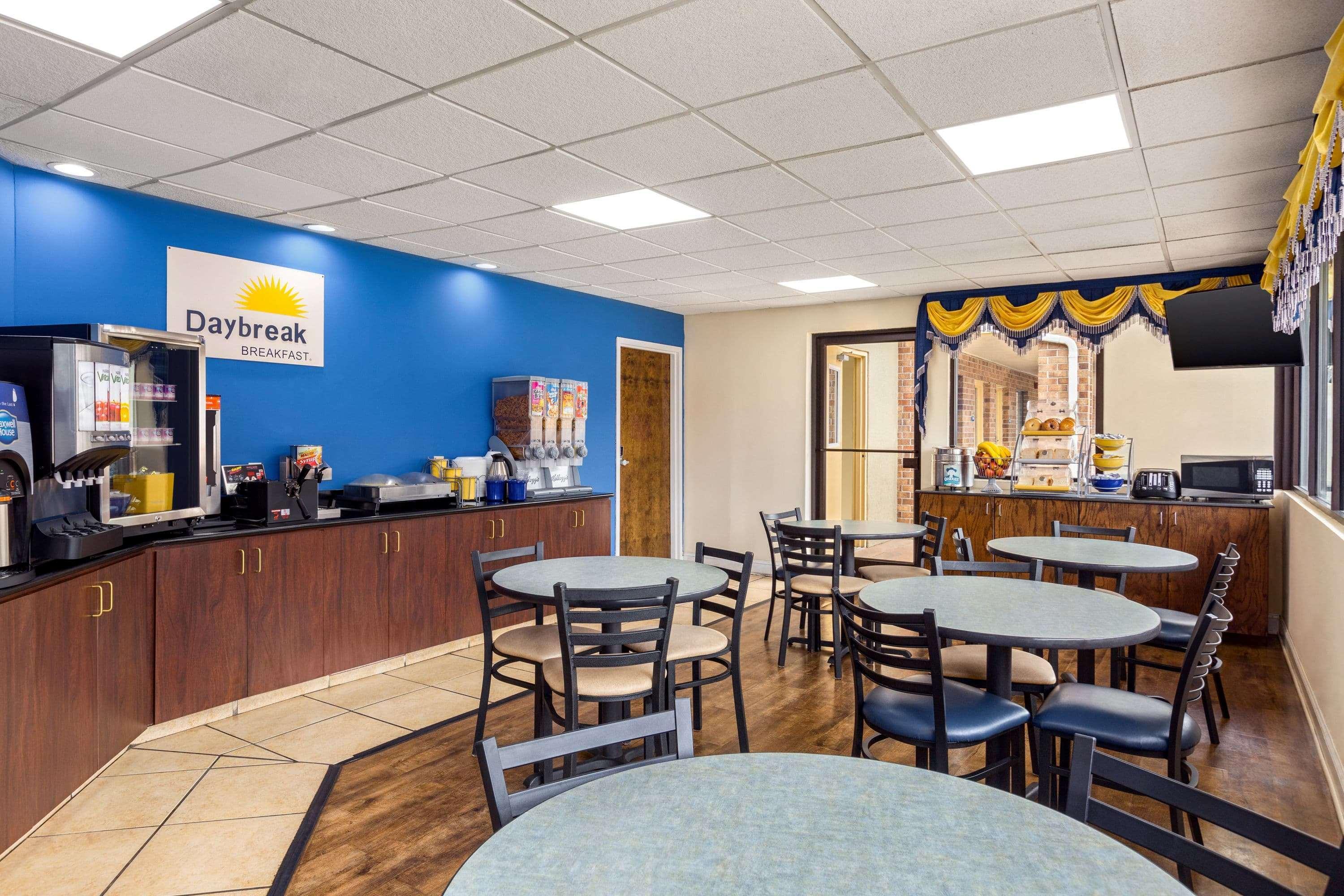 Days Inn By Wyndham Weldon Roanoke Rapids Dış mekan fotoğraf