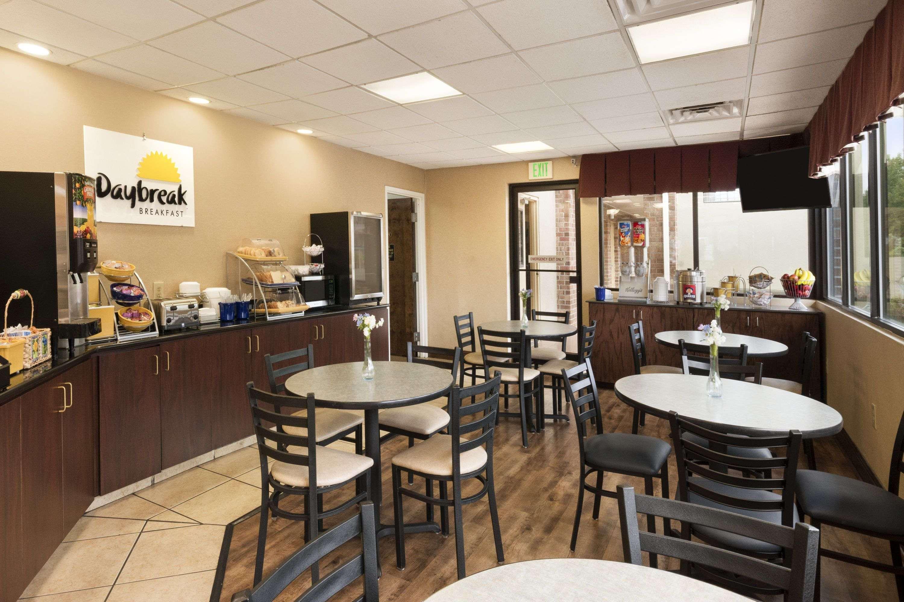 Days Inn By Wyndham Weldon Roanoke Rapids Dış mekan fotoğraf