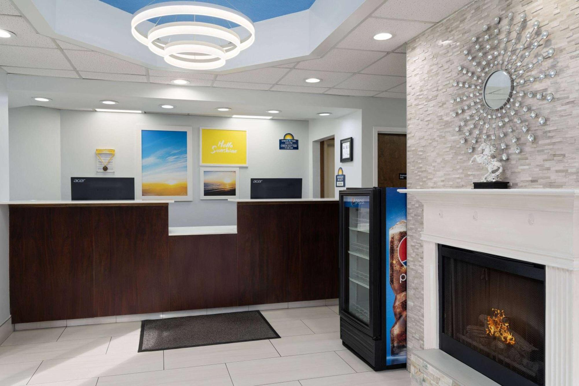 Days Inn By Wyndham Weldon Roanoke Rapids Dış mekan fotoğraf